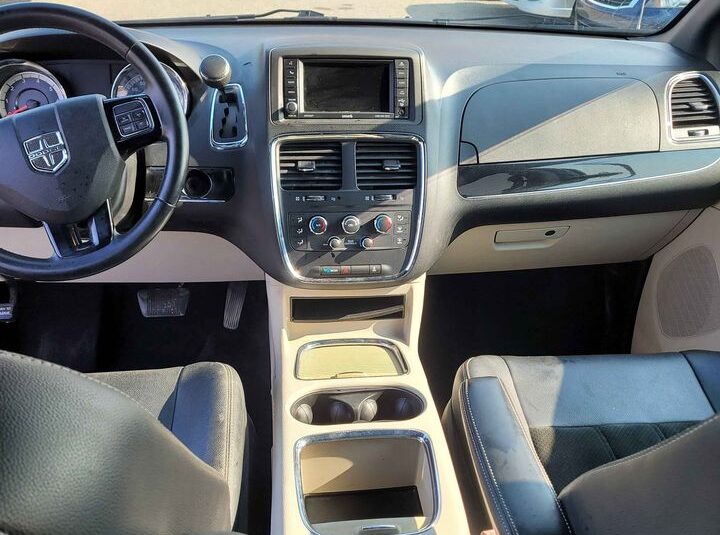 2015 Dodge Grand Caravan SXT Premium Plus