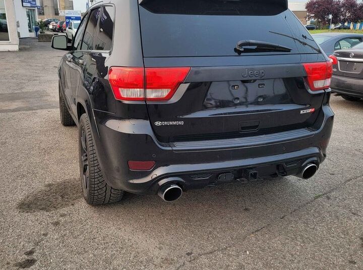 2012 Jeep grand Cherokee SRT8