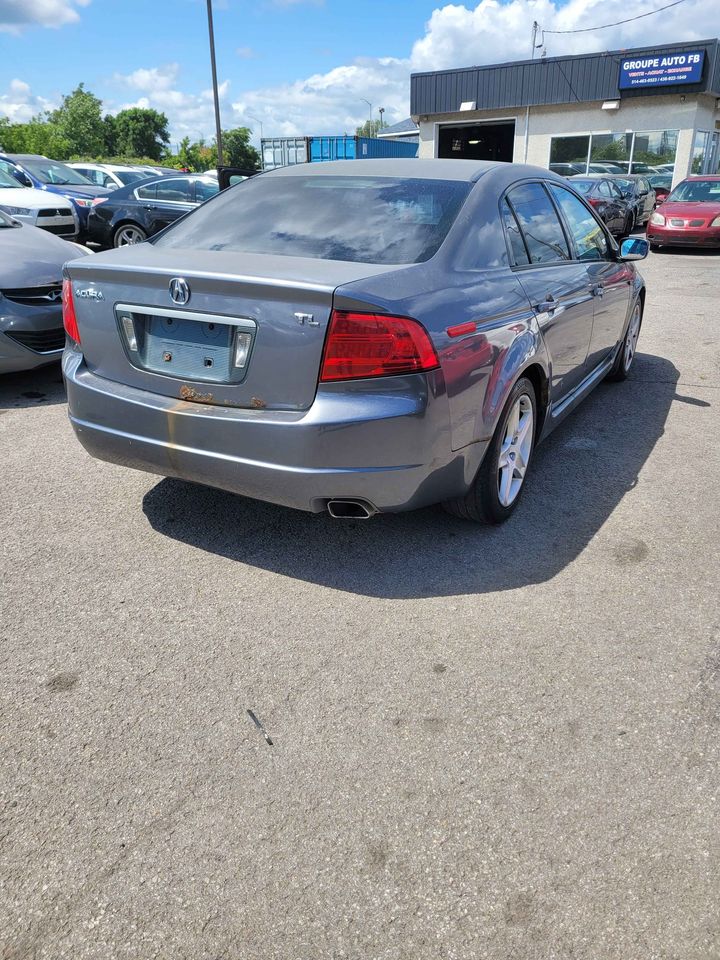 2004 Acura TL w/Dynamic Pkg