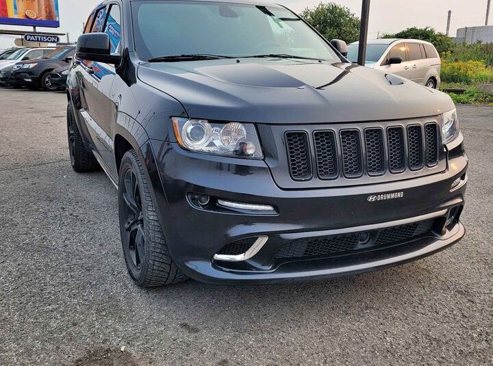 2012 Jeep grand Cherokee SRT8