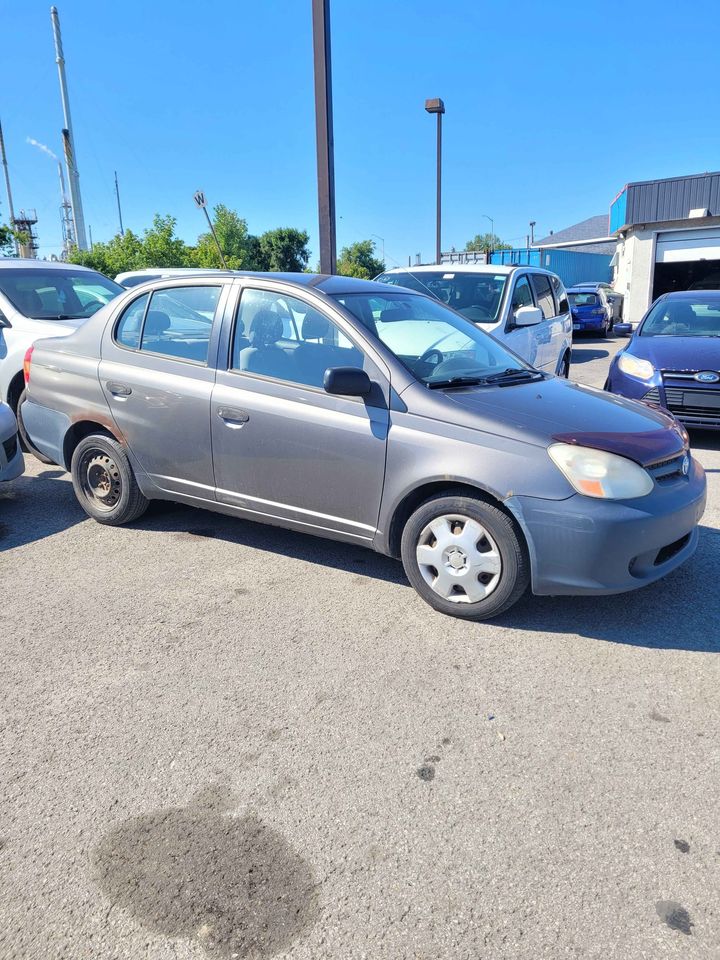 2005 Toyota Echo 4dr Sdn