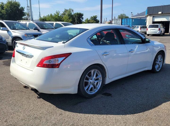 2009 Nissan Maxima 4dr Sdn V6 CVT 3.5 SV