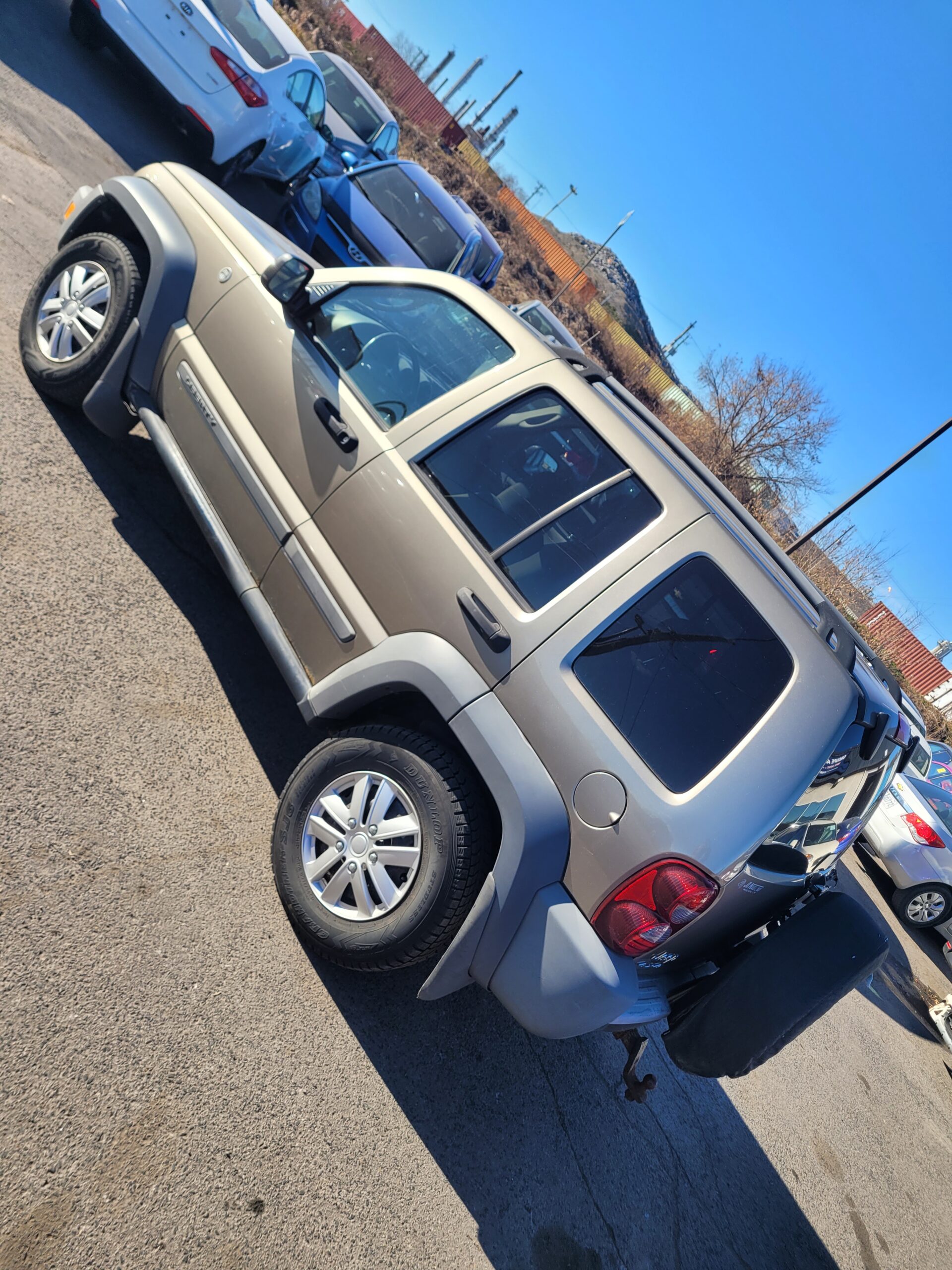 2005 Jeep Liberty 4dr Sport 4WD