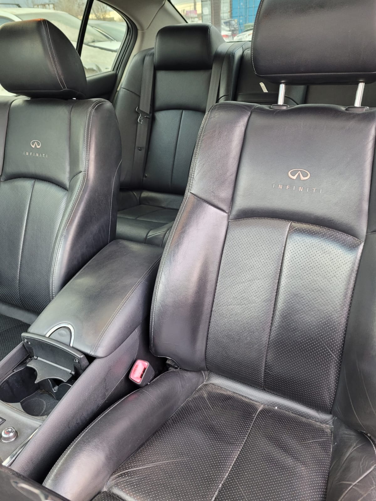 Infiniti G37xS