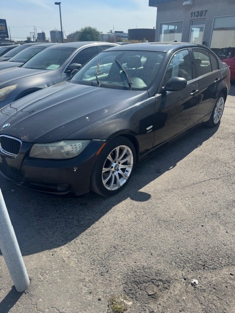 BWM 3 SERIES 2010